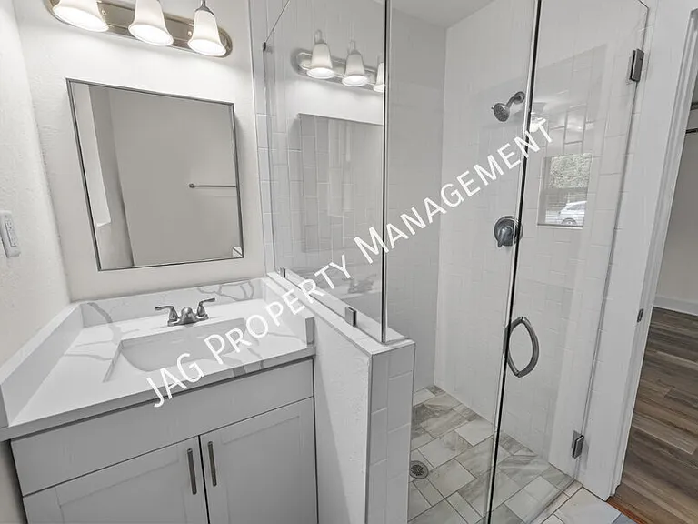 1078 Day Ave — Photo 10