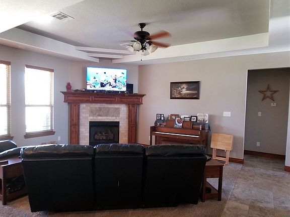 4th image of 1211 Baybrook Dr