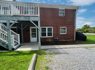 208 Broce Dr UNIT 4, Blacksburg, VA 24060