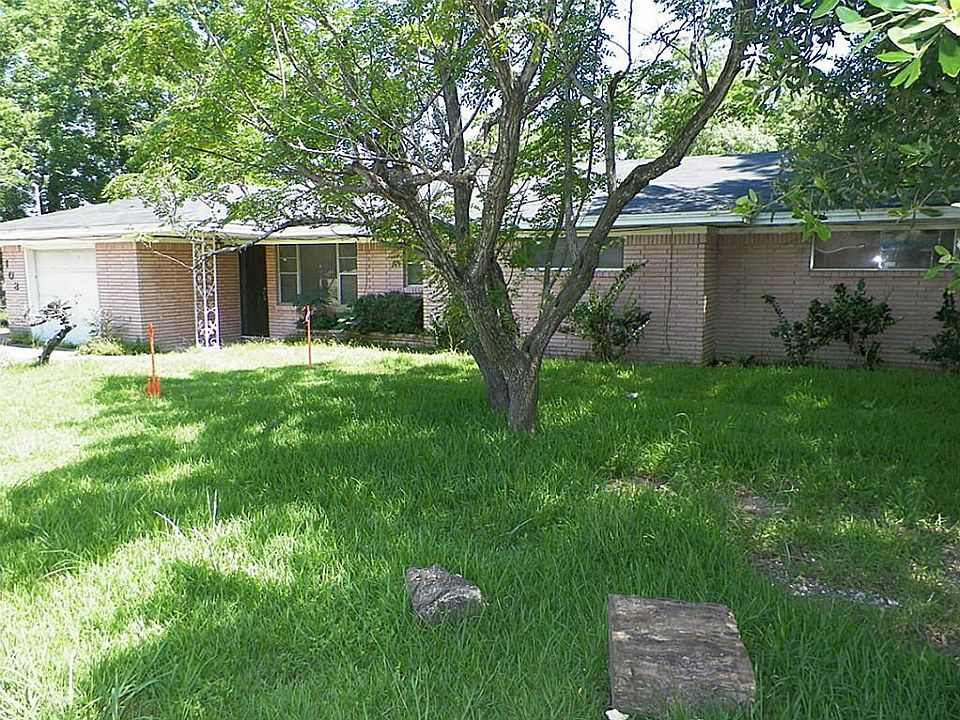 1st image of 103 Cottontail Dr
