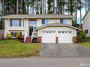 5935 Turley Loop SE, Pt Orchard, WA 98366