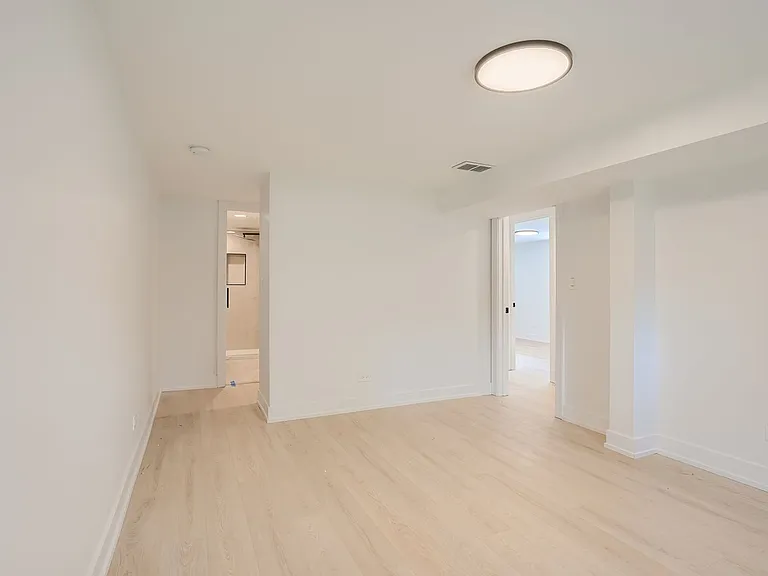 2602 N Springfield Ave #1 — Photo 13