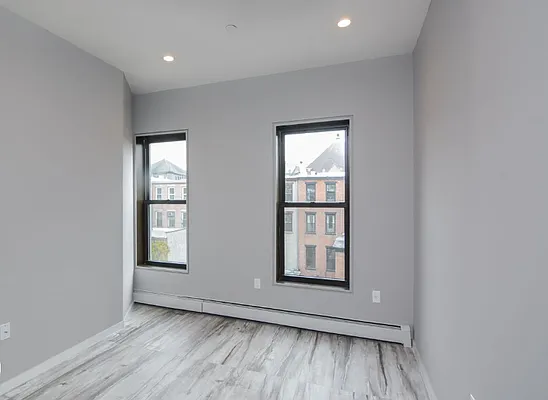Rented by Nooklyn NYC LLC | media 28