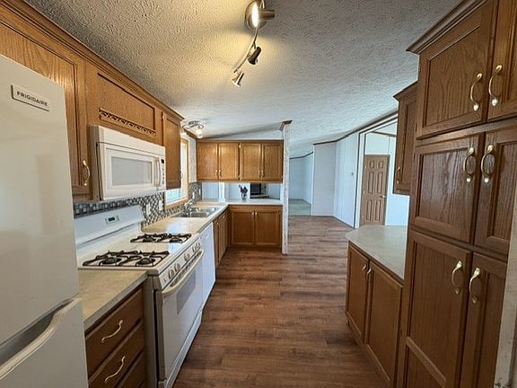 4th image of 29490 Vinewood Ln #277