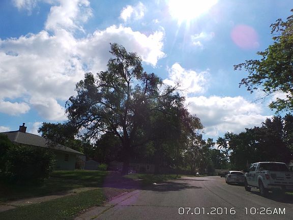 5th image of 8330 Schoen Dr