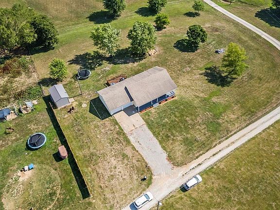 4th image of 257 Dino Ln