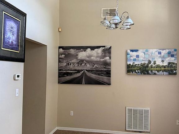 4th image of 519 Thousand Oaks Blvd