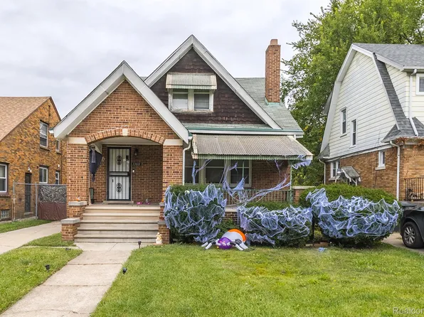 13011 Wilshire Dr, Detroit, MI 48213