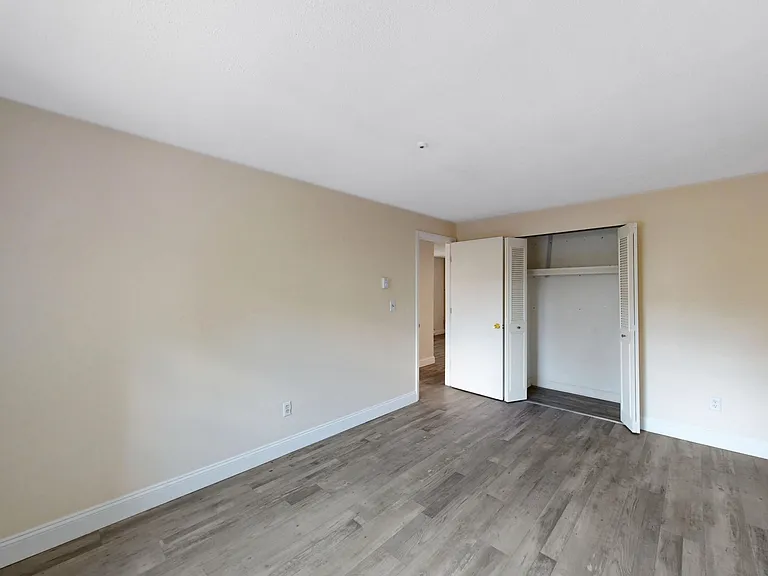 25 Myrtle St #5 — Photo 4