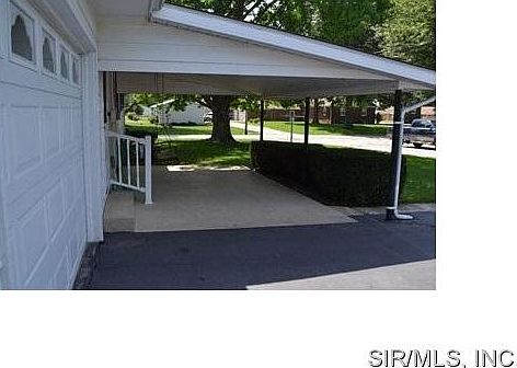 2nd image of 208 S Fourth St