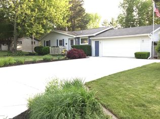 4537 Bonanza Dr NE, Grand Rapids, MI 49525