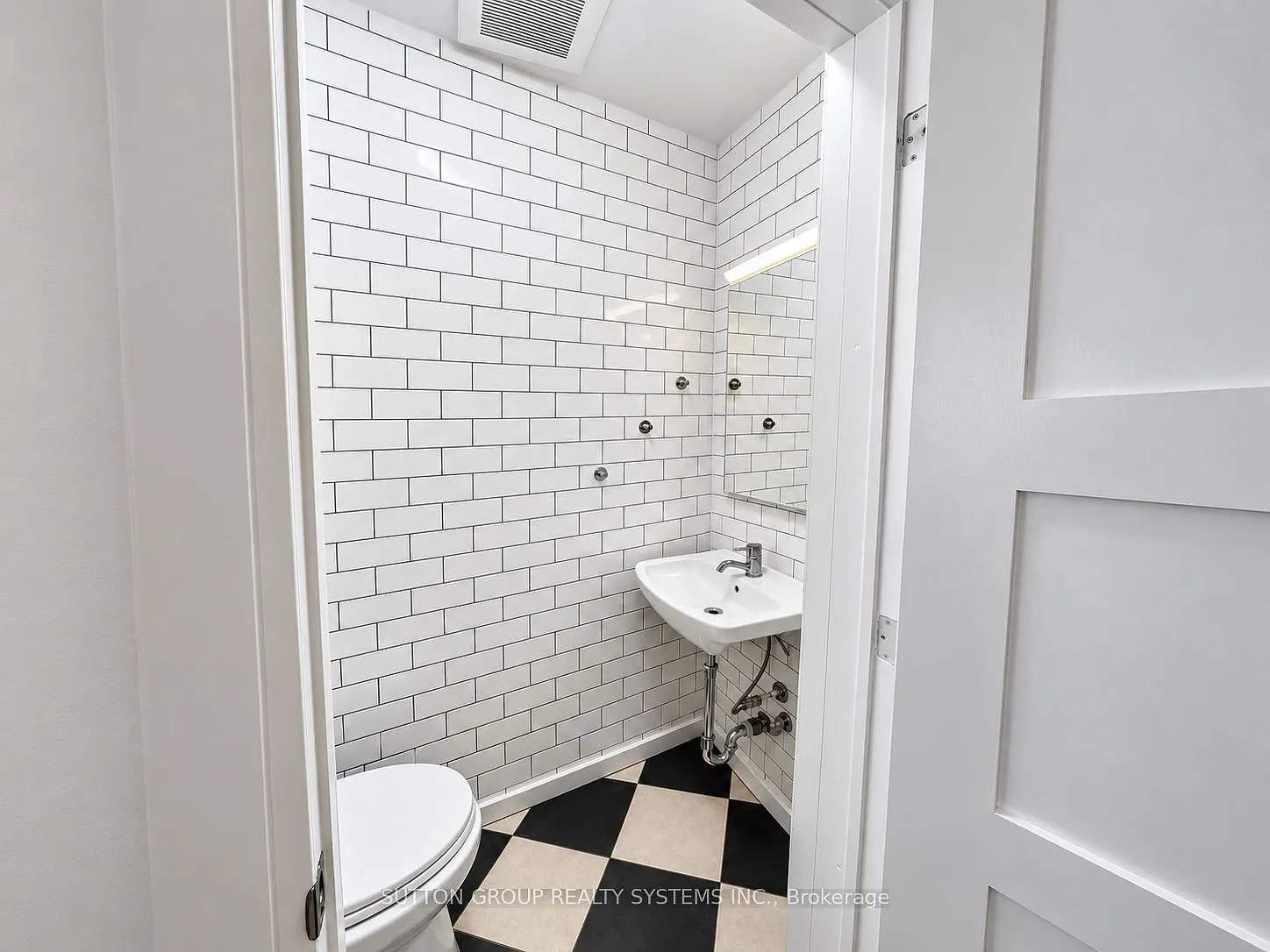 3 bed, $2,350 — Photo 4