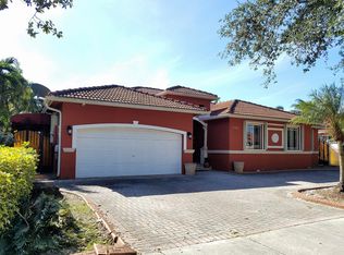 7740 NW 163rd St, Miami Lakes, FL 33016