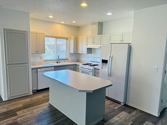 5th image of 16018 NE 72nd Cir