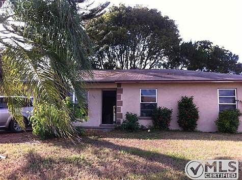 1st image of 504 NE 19th Pl