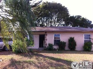 504 NE 19th Pl, Cape Coral, FL 33909