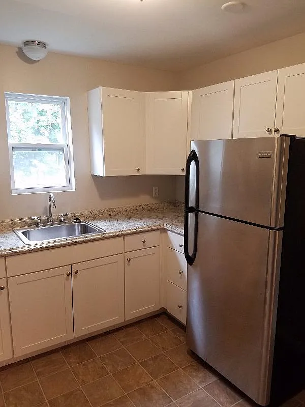 Farmington House Apartments — Photo 1