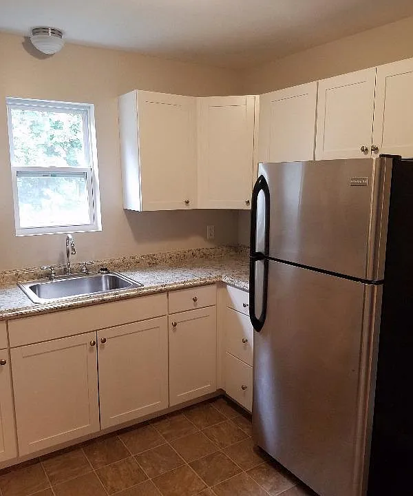 Farmington House Apartments