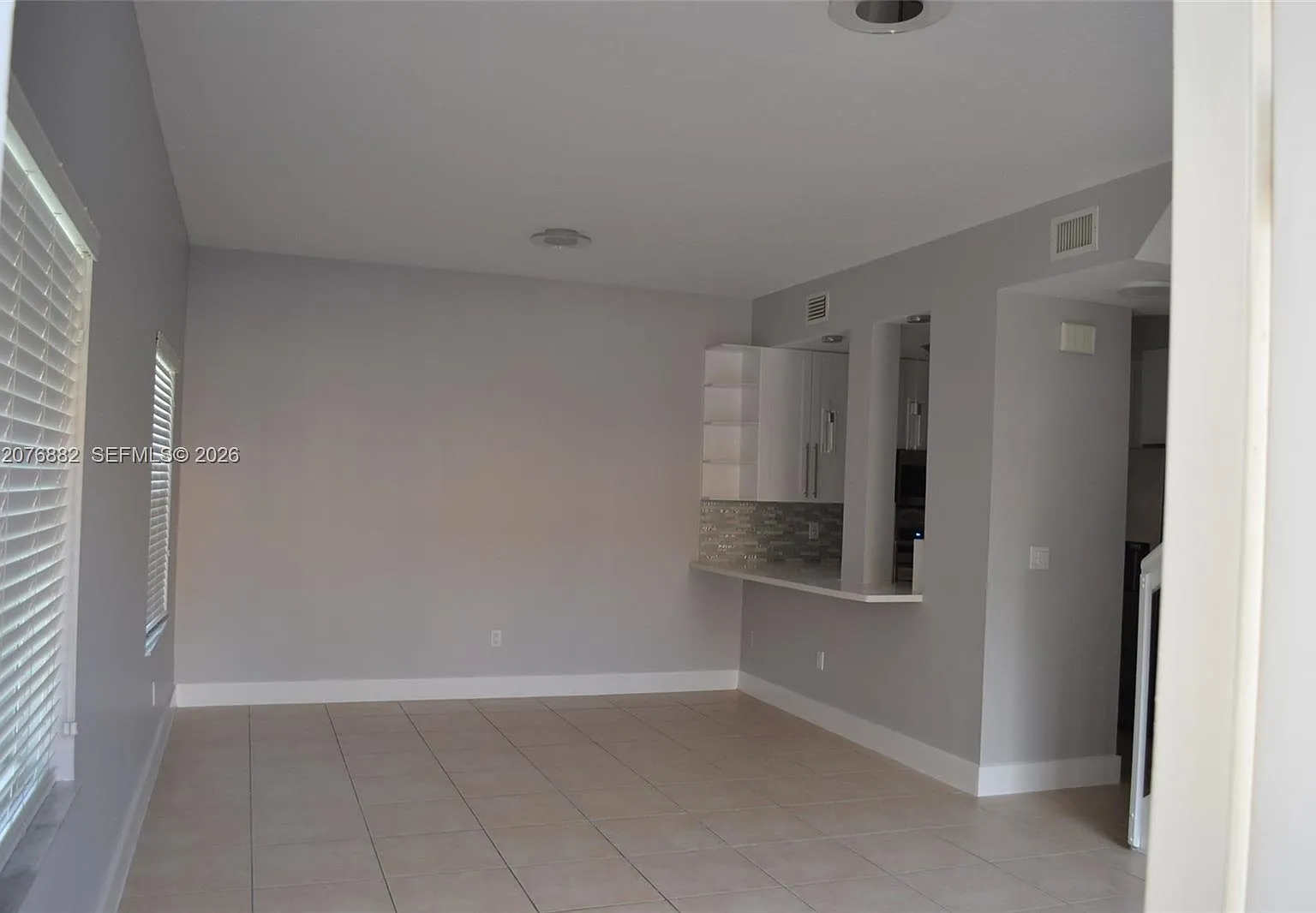 3 bed, 2.5 bath, 1400 sqft, $2,700 — Photo 4