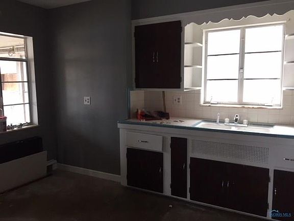 4th image of 803 Euclid Ave