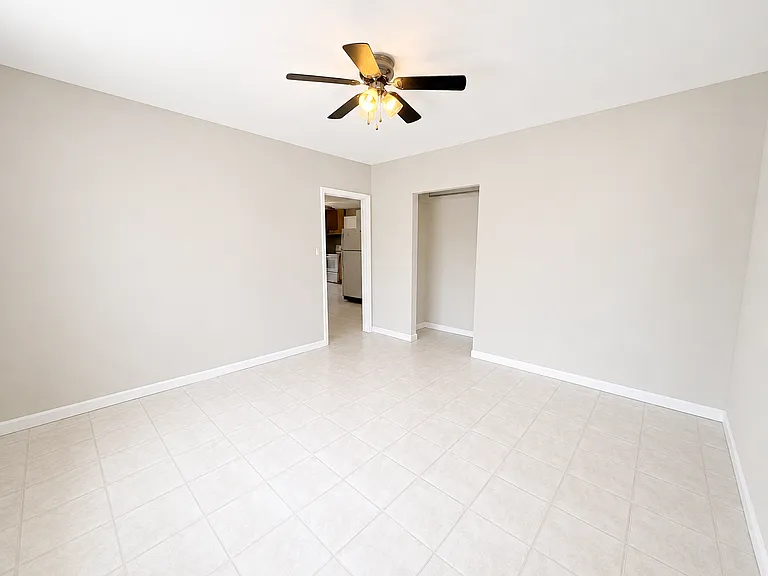 1572 N Shore Dr — Photo 10