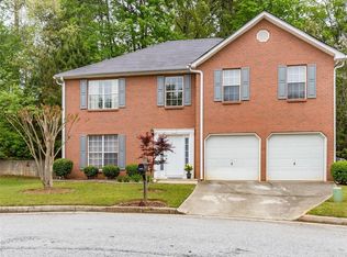 6489 Carriage Ln, Stone Mountain, GA 30087