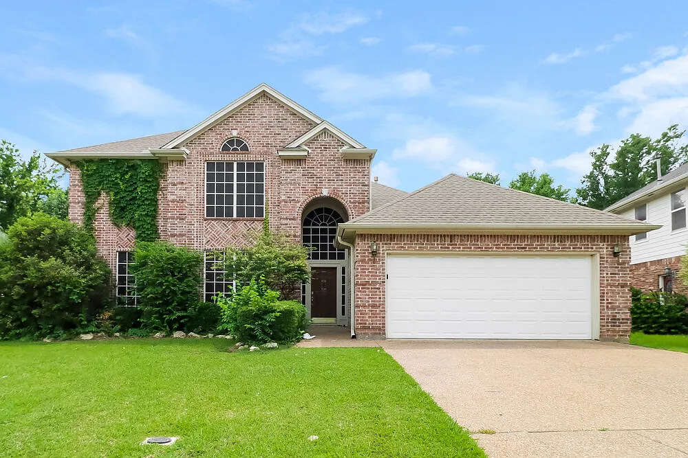 4 bed, 2.5 bath, 2509 sqft, $3,390 — Photo 1