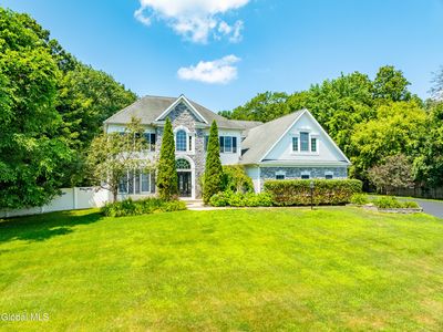 38 W Glenwood Drive, Latham, NY, 12110