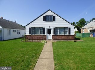 908 Griffith St, Philadelphia, PA 19111