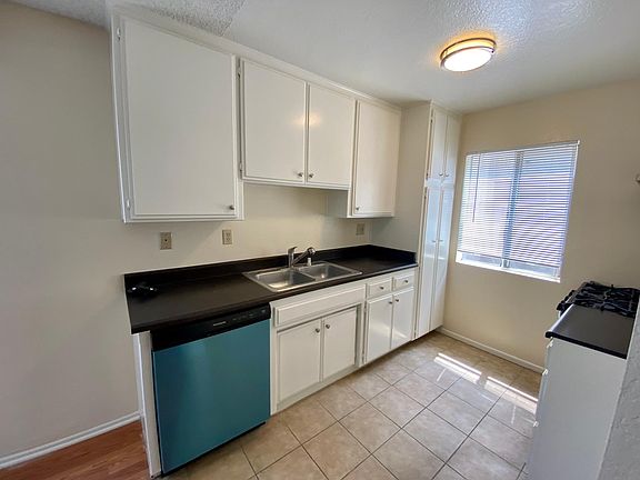 2nd image of 3666 Clarington Ave #104