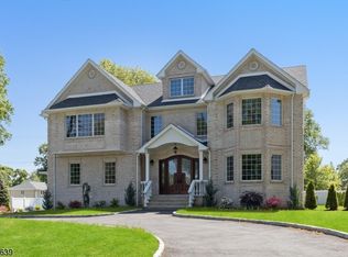 71 Hilltop Ave, Clark, NJ 07066