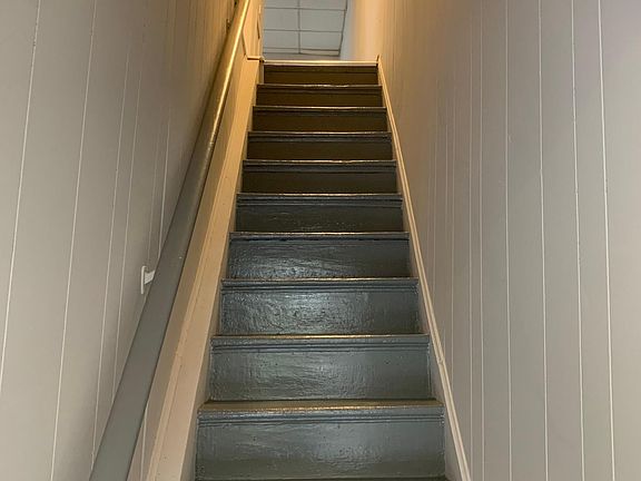 4th image of 2542 S 8th St Floor 2