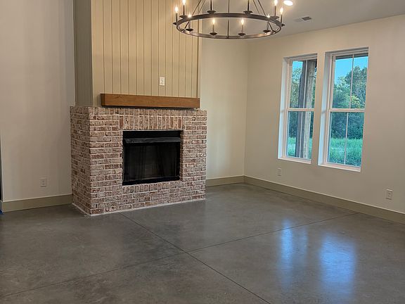 5th image of 305 Capps Farm Ln