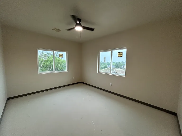 6950 Hickman Rd #300A — Photo 7
