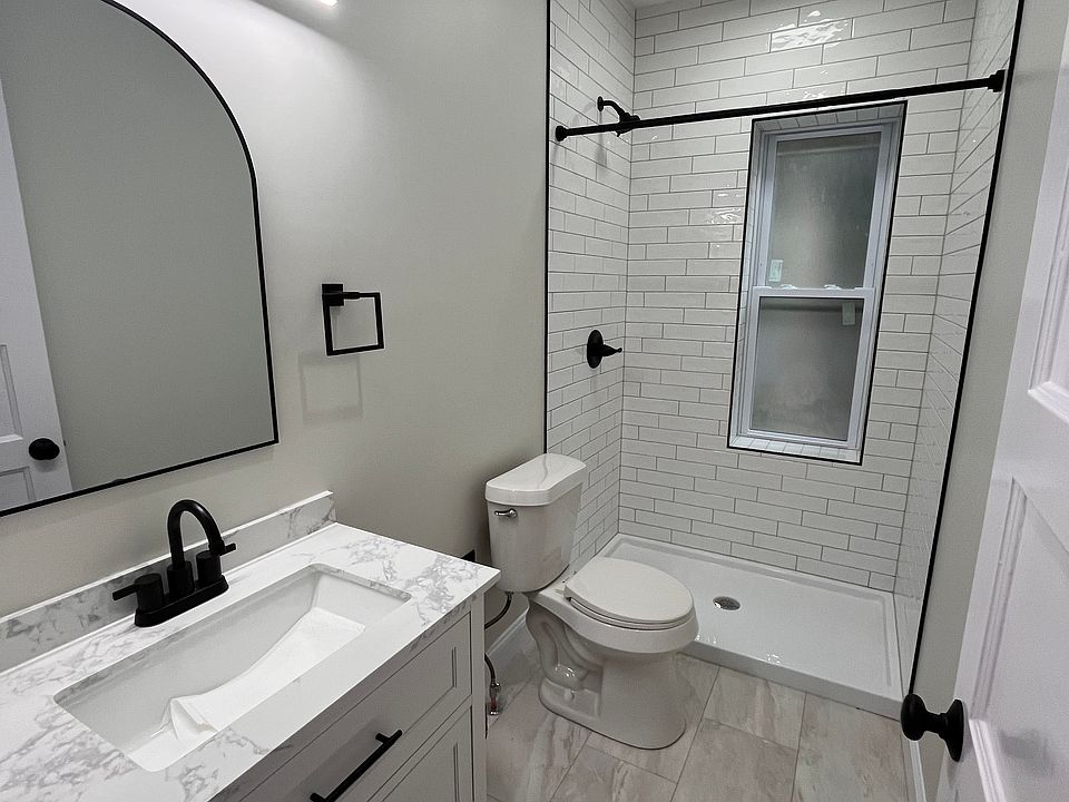 1st image of 54 Whitney Pl #6