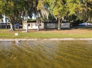 1604 Lake Clay Dr, Lake Placid, FL 33852