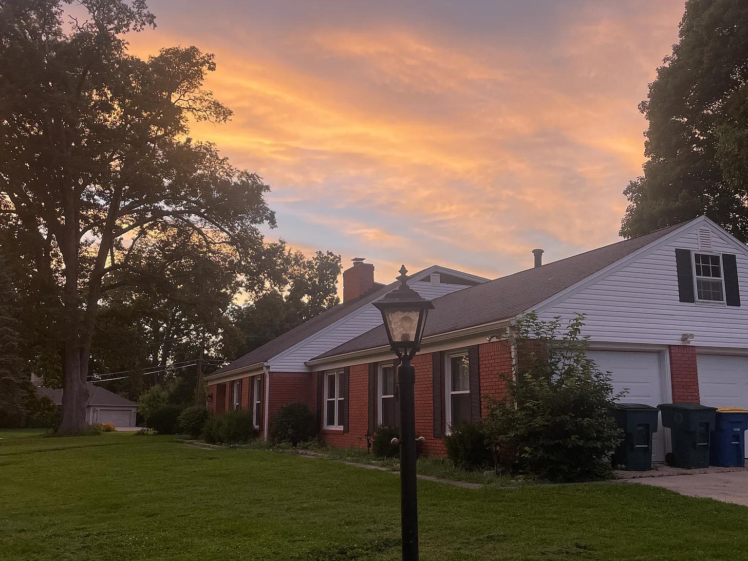 4 bed, 2762 sqft, $900 — Photo 3