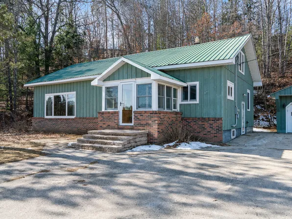 6452 Fisher Woods Rd, Indian River, MI 49749