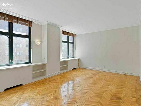 3rd image of 188 E 70th St APT 10A