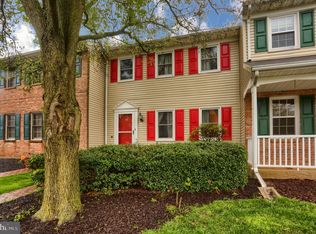 61 Brookfield Rd, Lititz, PA 17543