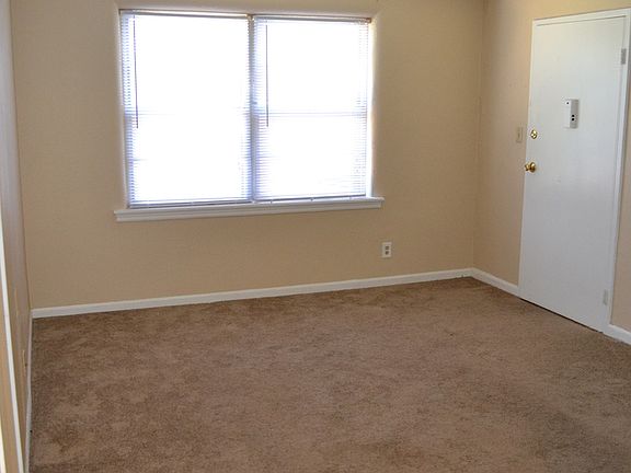 5th image of 216 N Webster St #22