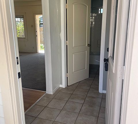 2nd image of 208 S Pacific Ave