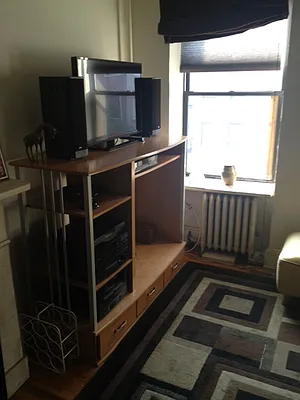 Rented by New York Manhattan Real Estate Incorporated | media 17