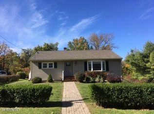 25 Frenier Ave, Williamstown, MA 01267
