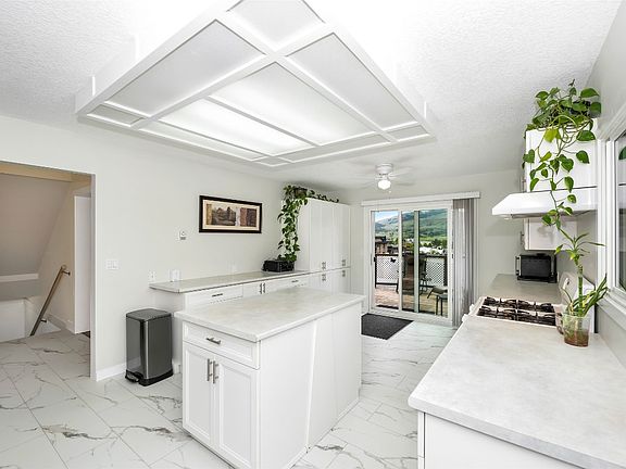 4th image of 5844 Pleasant Valley Rd