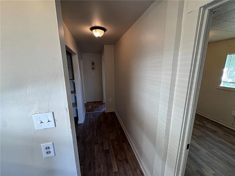 1067 Cleveland Ave — Photo 14