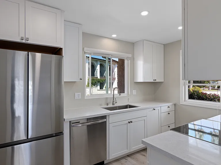 1001 La Pluma Ct — Photo 3