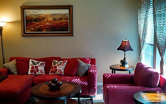 5th image of 4917 Shady Cliff Ln