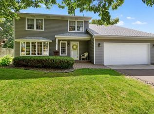 355 Interlachen Ln, Burnsville, MN 55306