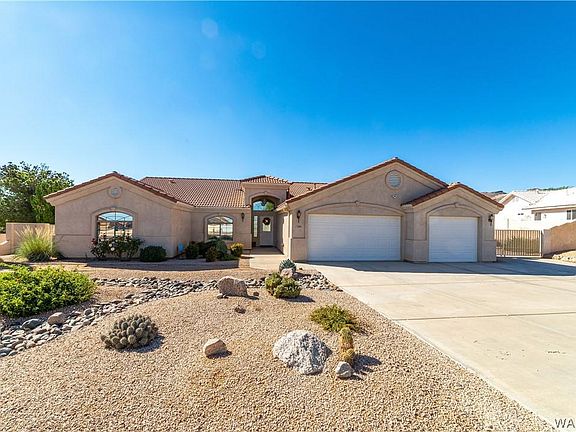 3rd image of 1290 E Cedar Creek Way